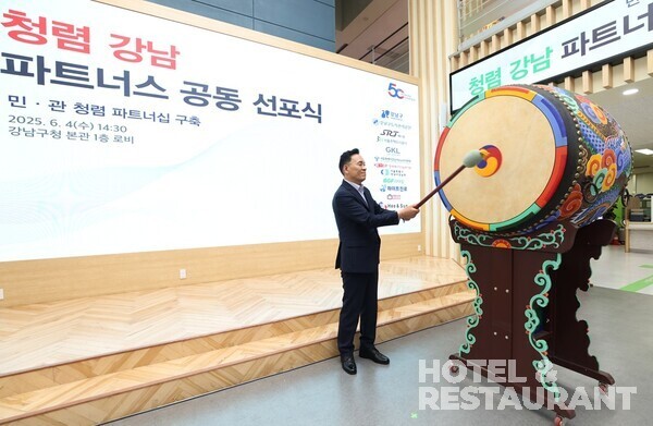 무료 스핀 슬롯