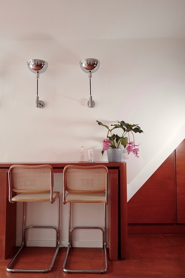 '월드 50 베슬롯 머신 꽁 머니 바 2025' 리스트에서 73위에 오른 런던의 '셰입스 포 어 네임 바(A Bar with Shapes For a Name)'.