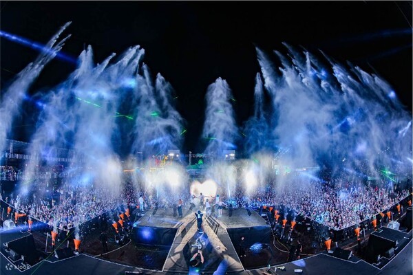 일산 킨텍스에서 진행된 글로벌 뮤직 페스티벌 워터밤