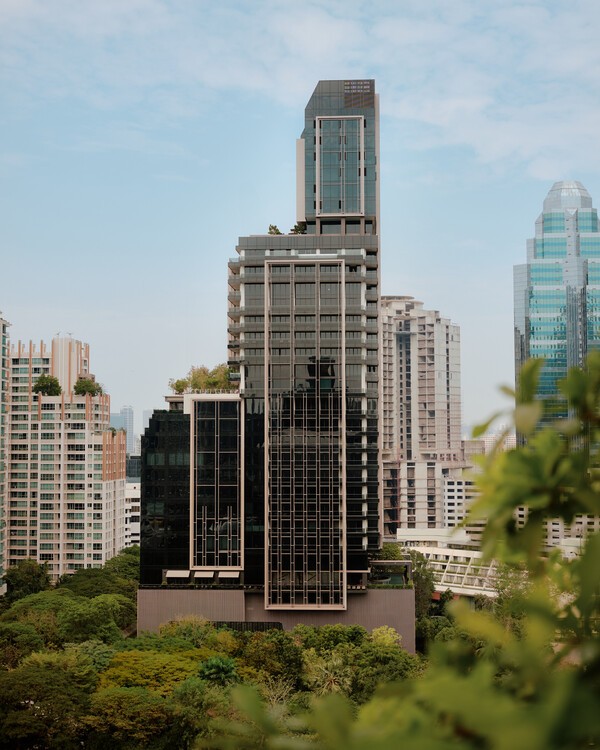 '월드 50 베스트 메이저 슬롯사이트 아톰카지노 2025' 51위에 오른 태국 방콕의 '아만 나이 러트(Aman Nai Lert)'