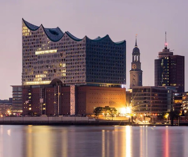 아리스 토크 랏 슬롯 최대 콘서트홀