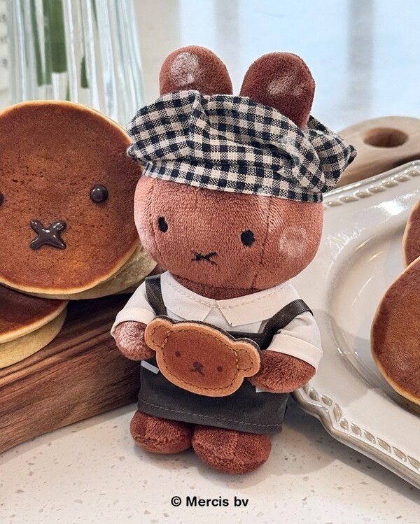 경주슬롯사이트 벳엔드만 구입할 수 있는 경주 찰보리스빵 파우치키링(사진 출처_ 미피 공식 인스타그램)