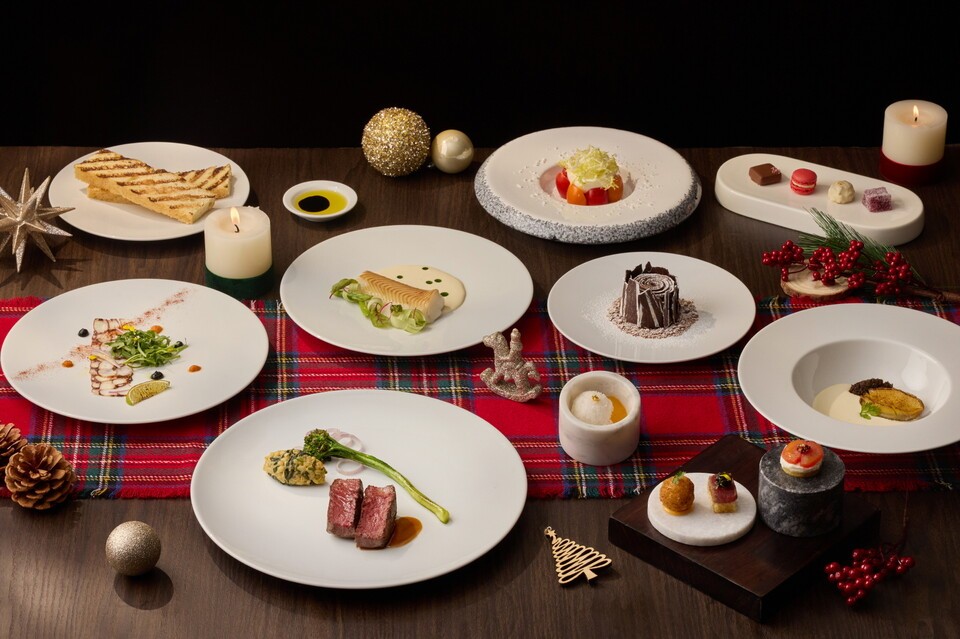 그릴 세부 워터 프론트 카지노 슬롯 머신 ‘포고’, 노엘 드 포고 디너 코스