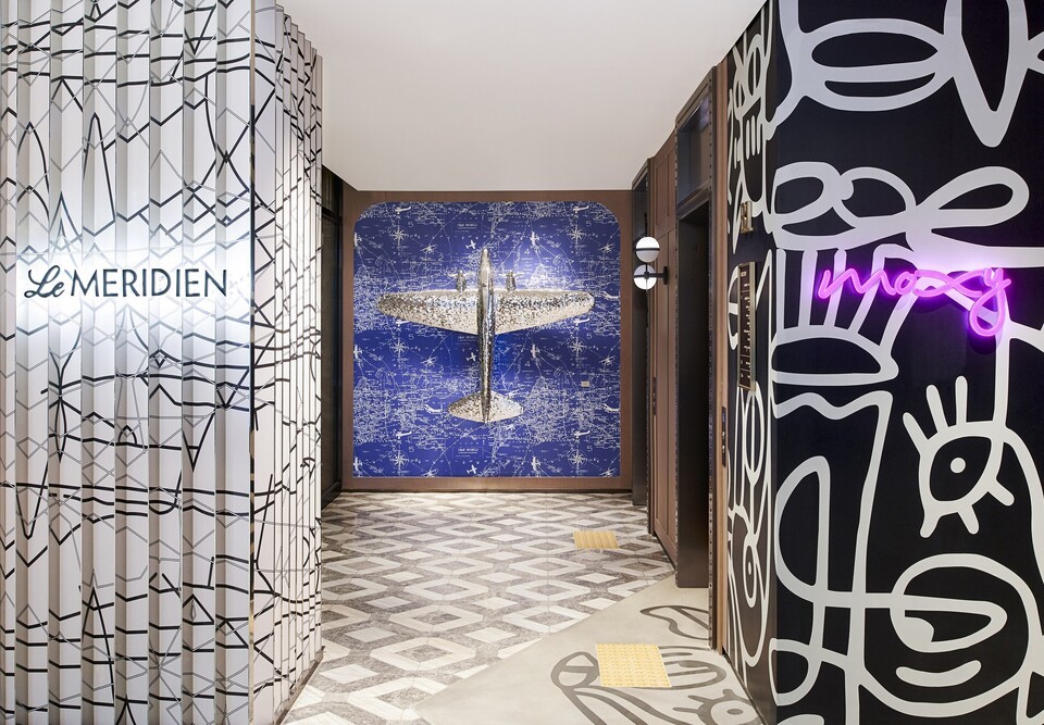 르메르디앙 & 목시 서울 명동 카지노 슬롯머신 게임 어라이벌 로비