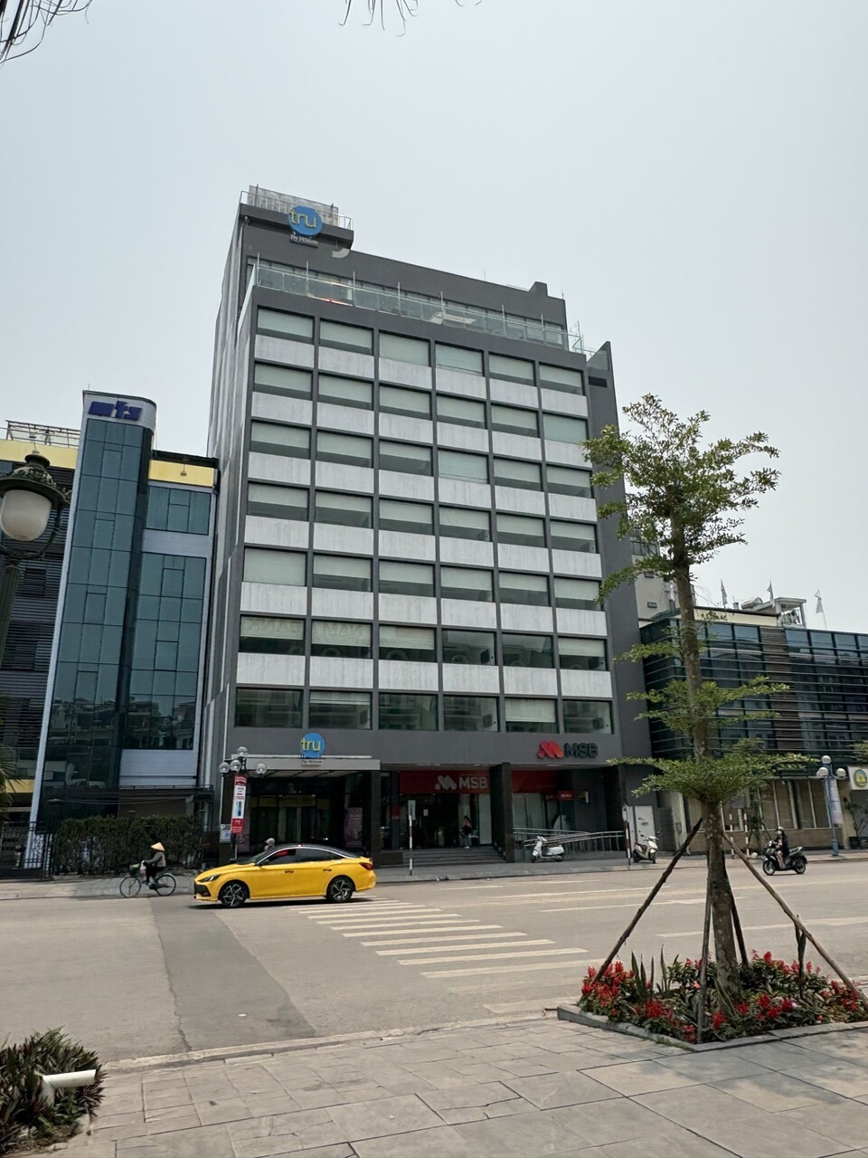 트루 바이 힐튼 할롱