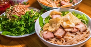 [전관수의 세계음식여행] 다낭 크라운 카지노 슬롯 머신 쌀국수, 반포(Banh Pho)