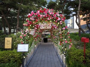 그랜드 인터컨티넨탈 서울 파르나스, 4년째 강남 ‘야장’ 핫플레이스 ‘파르나스 가든’ 오픈 