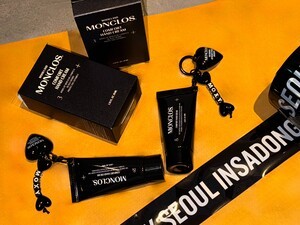 MOXY VIBE with Monclos 목시×몽클로스 한정 패키지 론칭